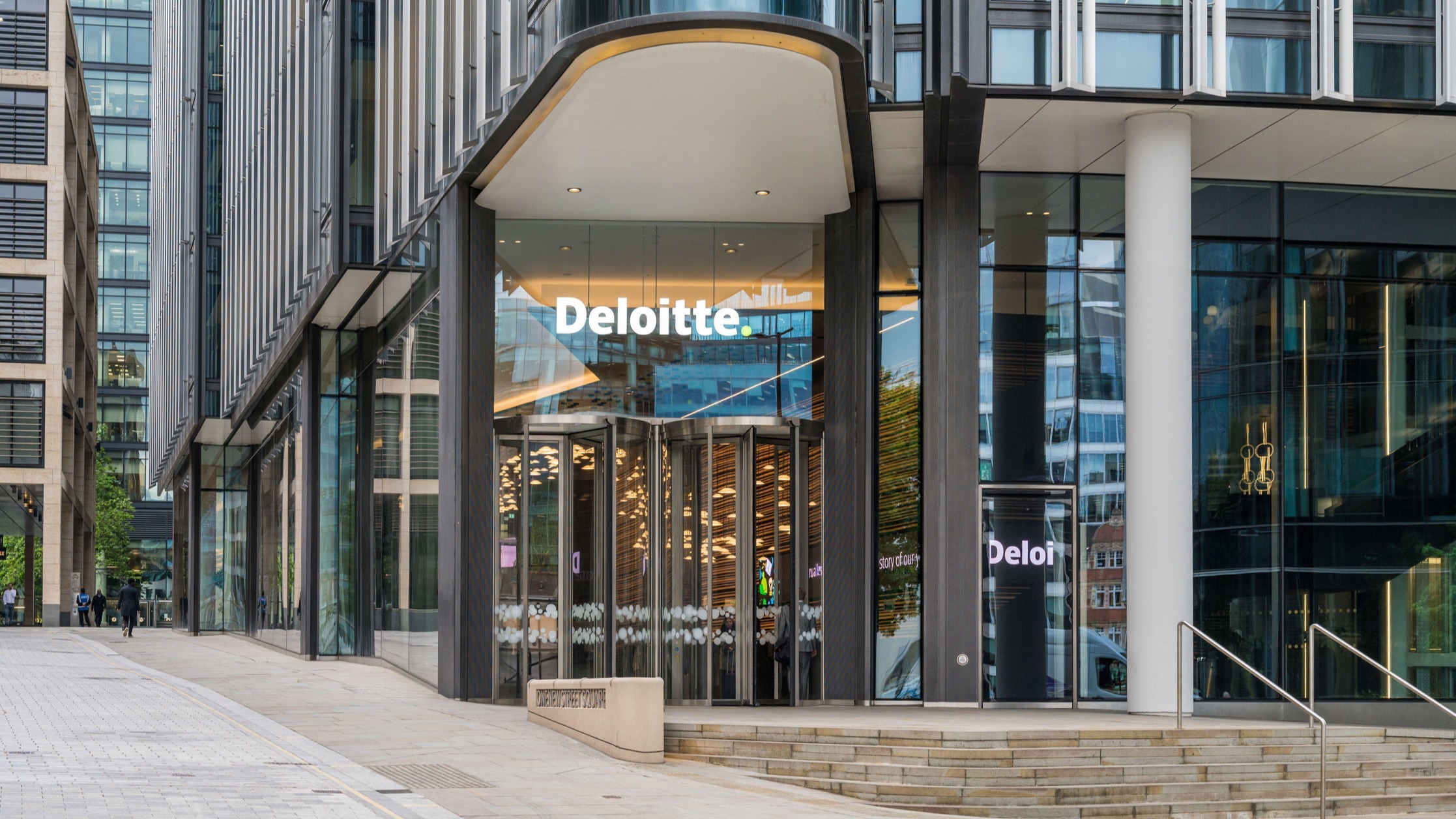 Deloitte London Vecos